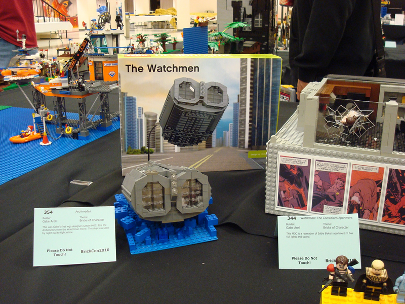 Illustration for article titled Watchmen, the Space Jockey from Alien, and Stephen Hawking à la Lego